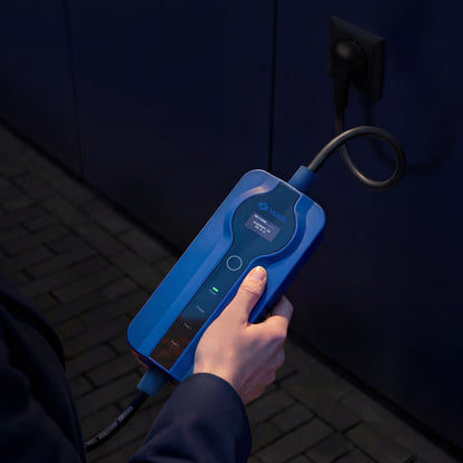 Voldt kabel do ładowania z gniazdka EV 230V | 8A - 16A | 3,7kW + APP