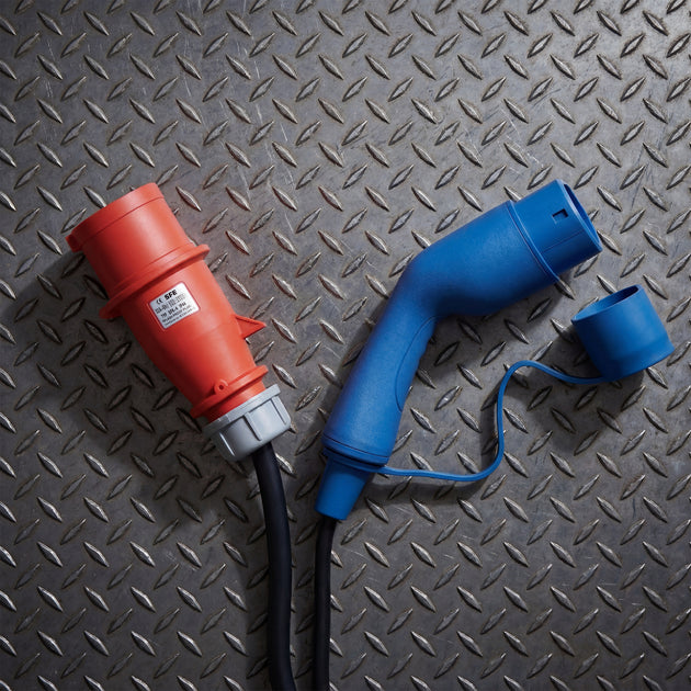 Voldt kabel do ładowania EV z CEE | 3 fazy | 8A-32A | 22kW + APP